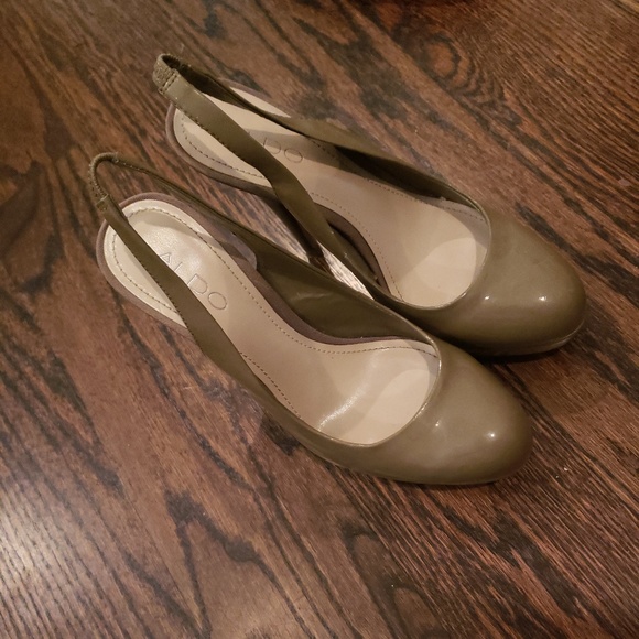 Army Green Aldo Pumps - Picture 1 of 4